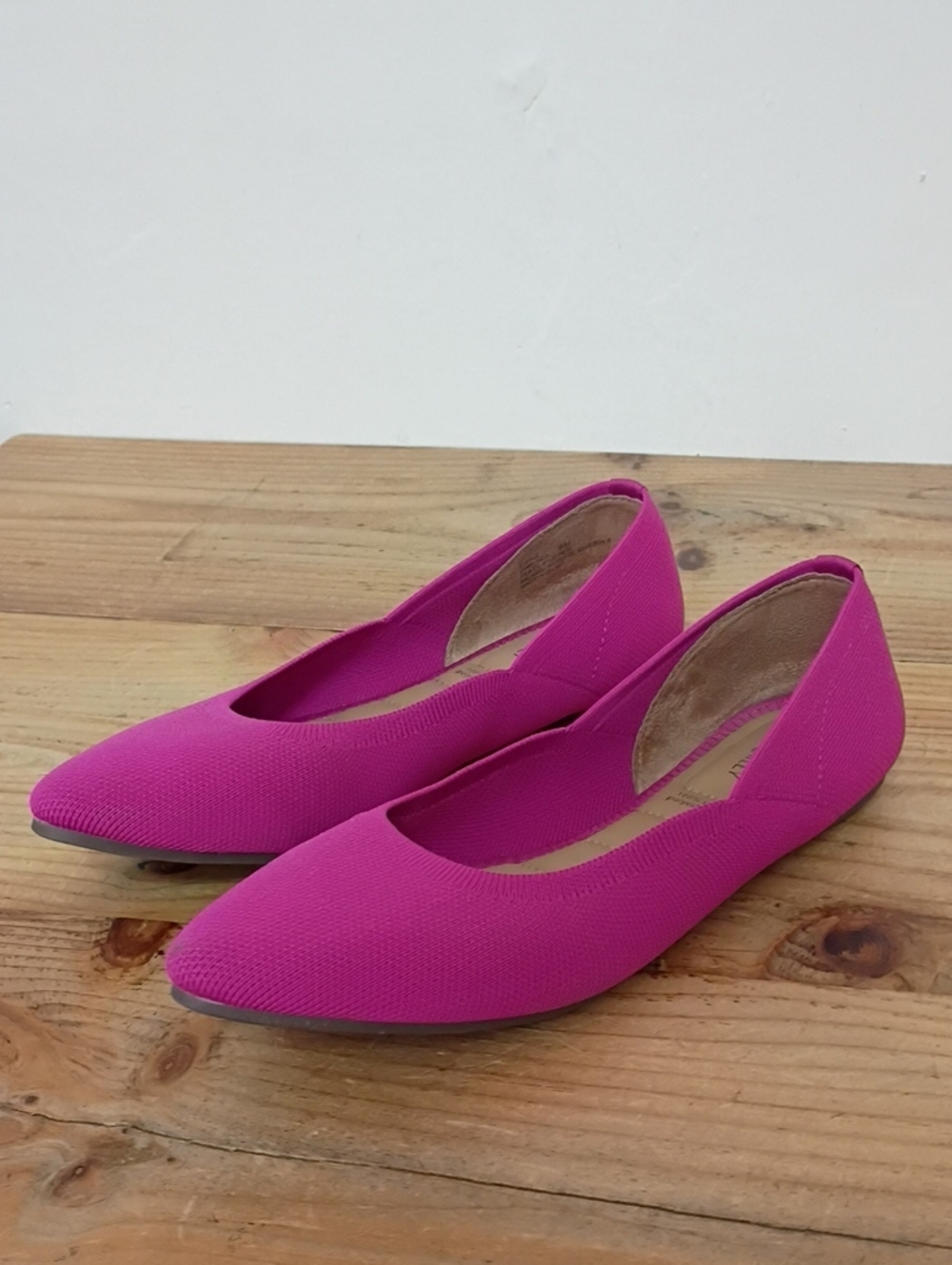Cynthia Rowley Pink Pointed Toe Chelsea Flat Shoes Size 9M - Picture 4 of 11